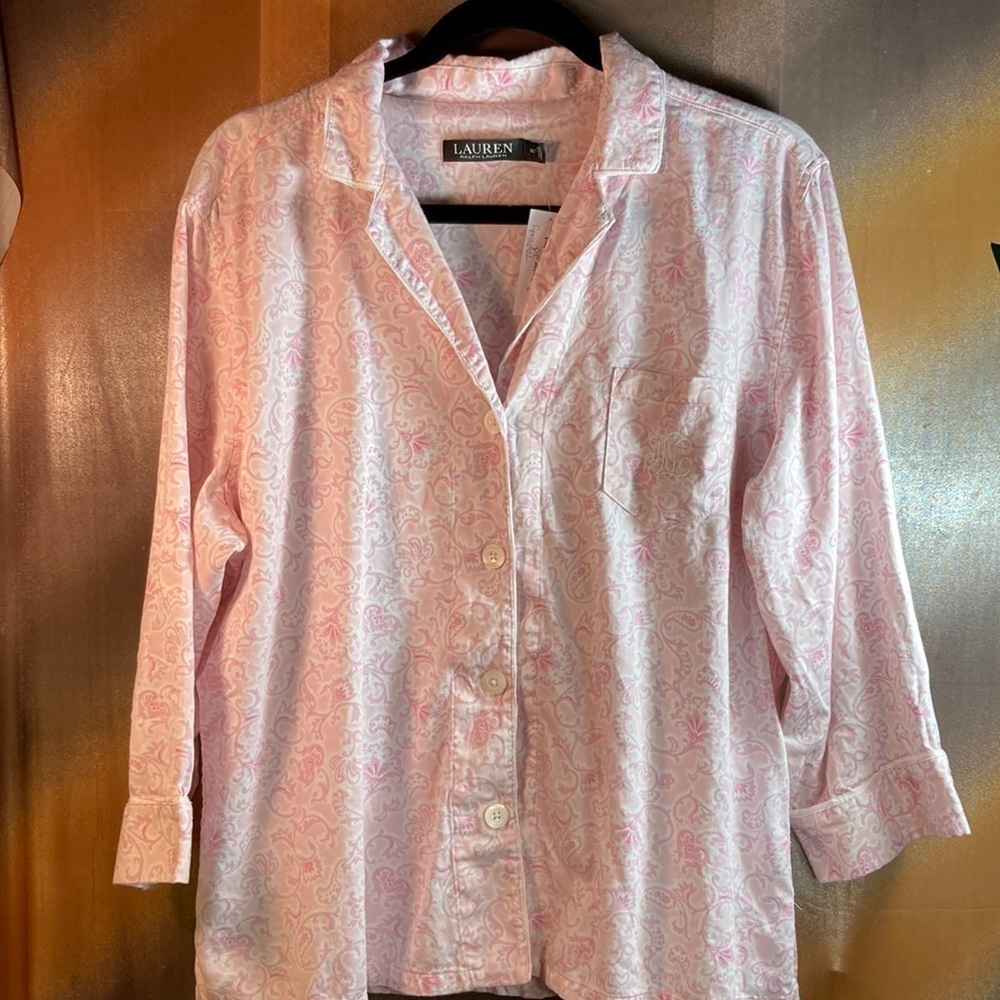 Top only! Black label Lauren pajama top. Pinkโ floral XL. 50โ chest box G